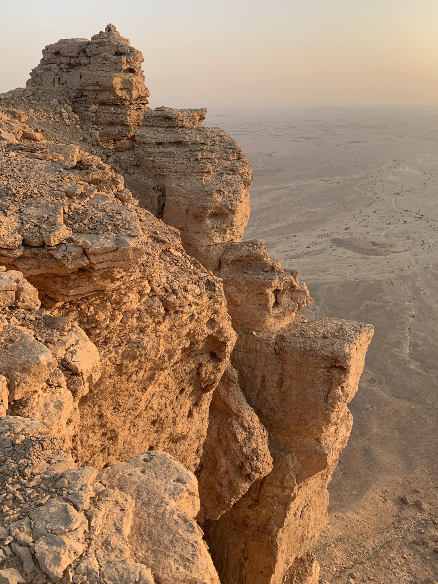 サウジアラビア観光,リヤド,世界の果て,旅行,Saudi Arabia,Edge of the world