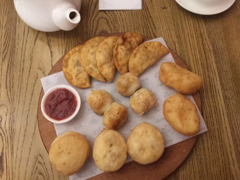 カザフスタン料理 サムサ