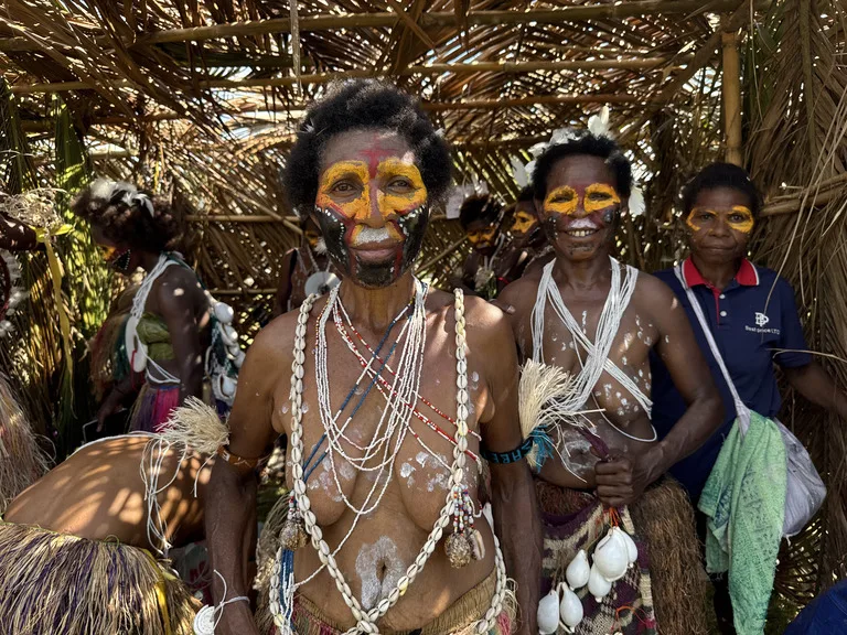 crocodile-festival sepik-river パプアニューギニア 観光 ambunti