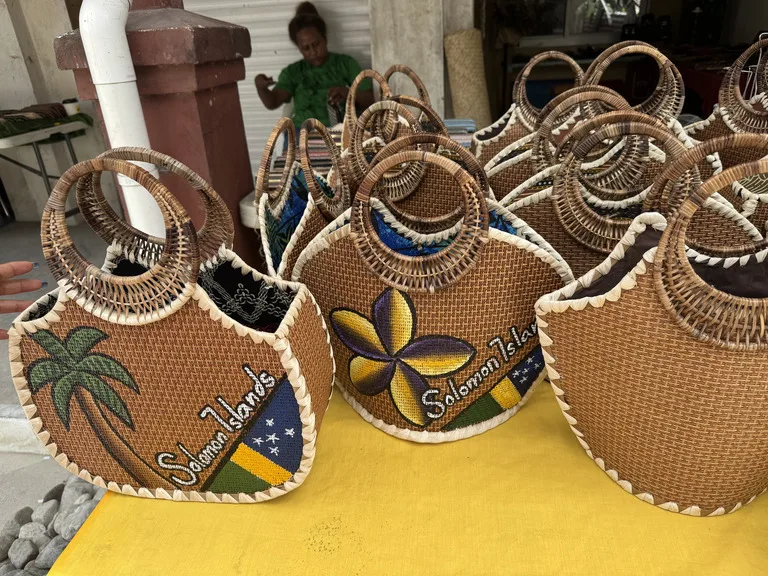 ソロモン諸島ナショナルアートギャラリーのお土産品、工芸品（Solomon Islands National Art Gallery）