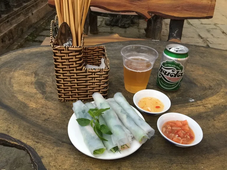 フエの食事、生春巻き