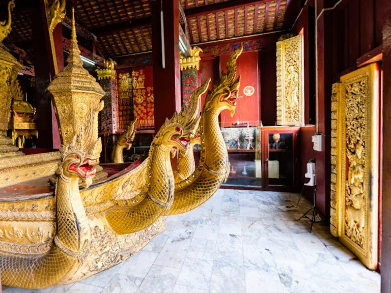 ルアンパバーンのワット・シェントン内観