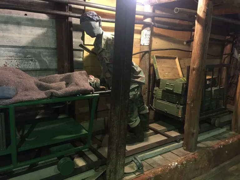 サラエボ・トンネル博物館（TUNEL SPASA）の地下トンネルの様子