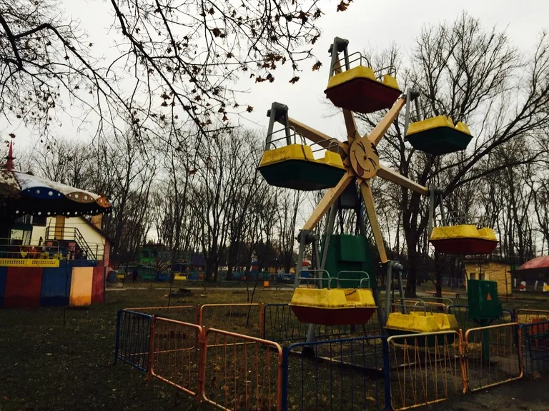 沿ドニエストル共和国の公園の遊具