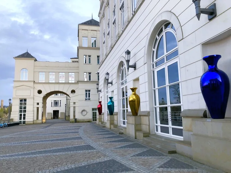 ルクセンブルグのアセンソール・プラトー・サンテスプリ・グルント(Ascenseur Elevator Plateau St. Esprit – Grund)の外観