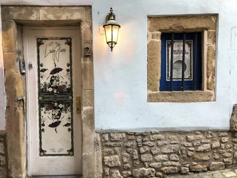 ルクセンブルグの伝統的な建築を利用したレストラン