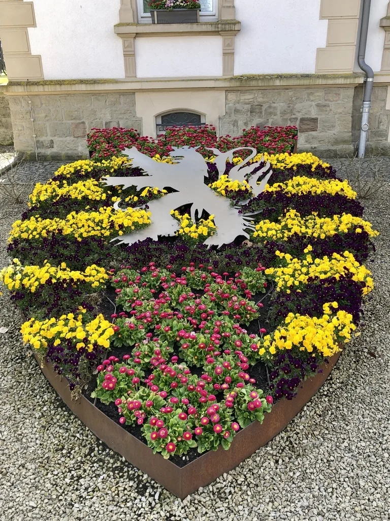 華で表現したエンブレム