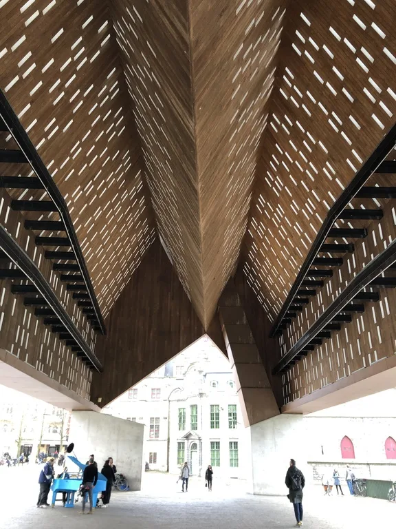 ゲントにあるスタッドシャルの内側