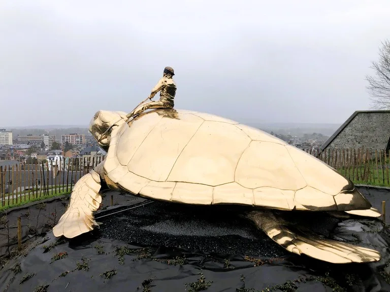 ベルギー・ナミュールにあるSearching for Utopia – Jan Fabre