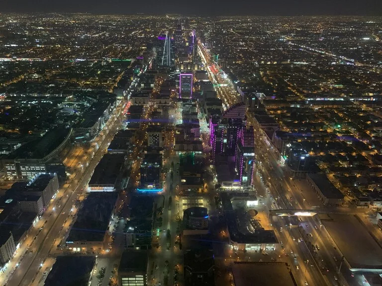 サウジアラビアの観光 リヤドのキングダムセンター・スカイブリッジ（Kingdom Center Sky Bridge）