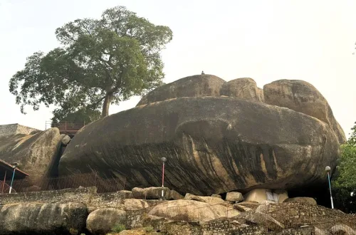 ナイジェリア おすすめ 観光 olumorock オルモロック 史跡 世界一周