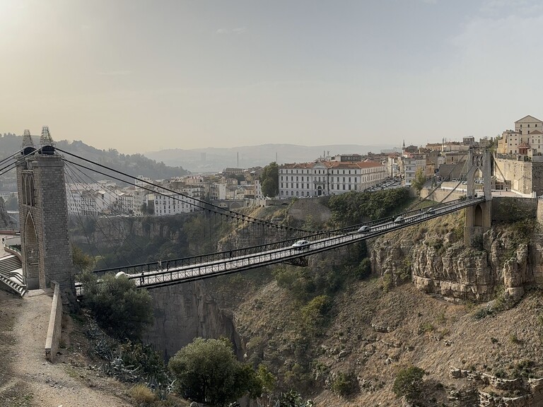 アルジェリアの観光 Pont Sidi M'Cid Constantine 天空の町