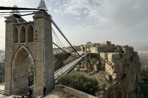 アルジェリアの観光 Pont Sidi M'Cid Constantine 天空の町