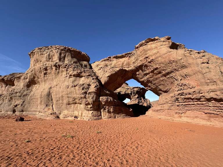 アルジェリアの観光 世界遺産タッシリ・ナジェール Djanet サハラ砂漠