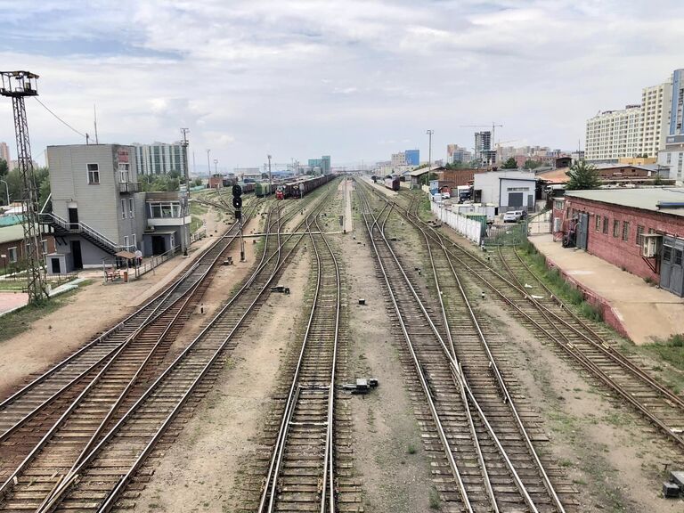 ウランバートル観光で人気のスポット Railway wood steel bridge