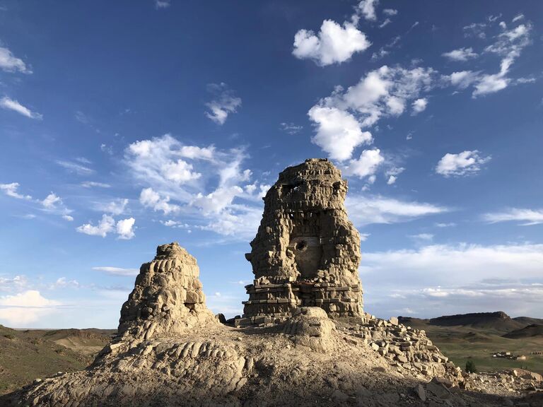 ゴビ砂漠の観光 オンギ僧院跡 Ongi Monastery