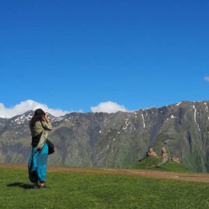 ジョージアの観光 カズベギ ツミンダ・サメバ教会