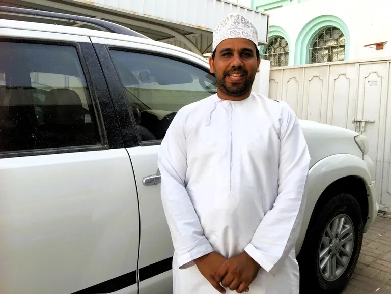 オマーンの観光ガイドさん