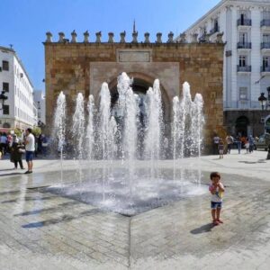 チュニジアの観光 チュニス メディナ旧市街 フランス門