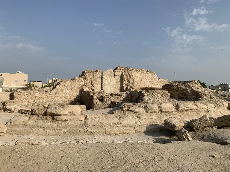 バーレーンの観光 ディルムン古墳群（Dilmun Burial Mounds）