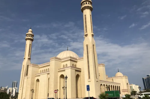 バーレーンの観光 アル・ファテフ・モスク（Al-Fateh Grand Mosque）