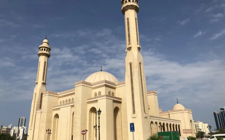 バーレーンの観光 アル・ファテフ・モスク（Al-Fateh Grand Mosque）