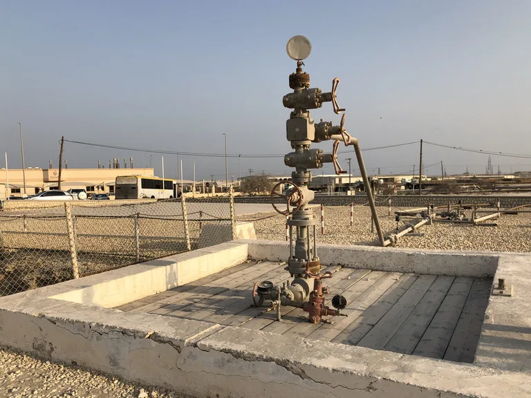 バーレーン観光ツアー First Oil Well in Bahrain