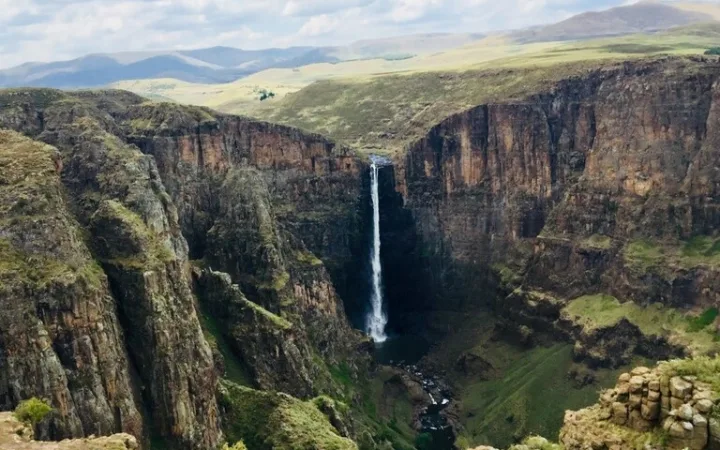 Maletsunyane Falls レソトの観光