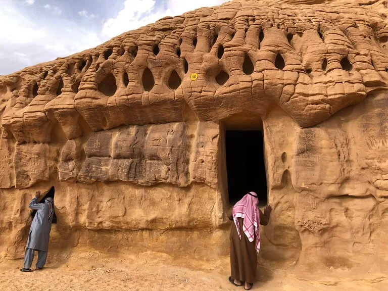 Qasr al-Bint サウジアラビアの世界遺産 マダインサーレ