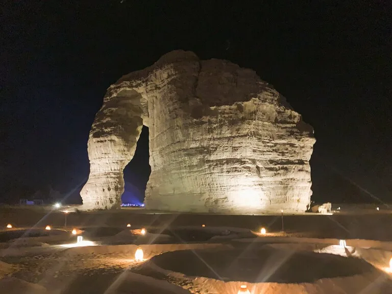 エレファント・ロック（Jabal Al-Fil）サウジアラビアの観光