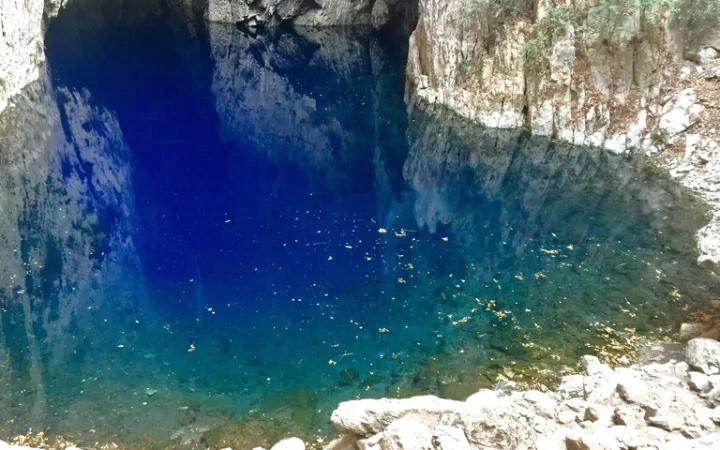 Chinhoyi Caves ジンバブエの観光