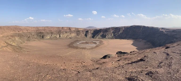 HUTAYMAH CRATER サウジアラビアの観光