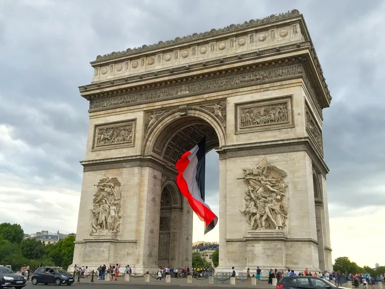 フランスの観光 パリ 凱旋門