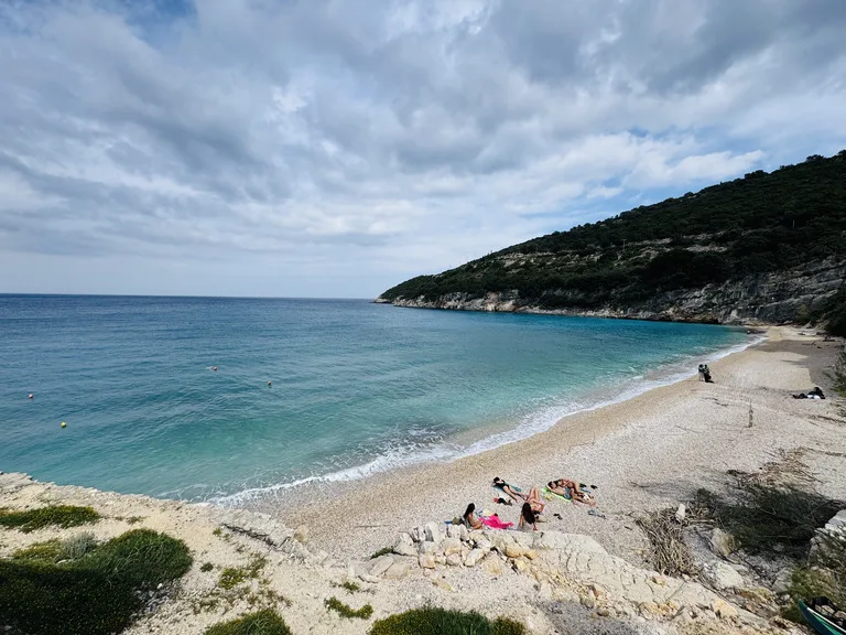 ザキントス島 ギリシャ観光 Mikro Gialos Beach