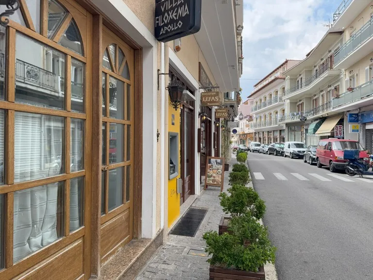 デルフィ遺跡 世界遺産 ギリシャ 観光