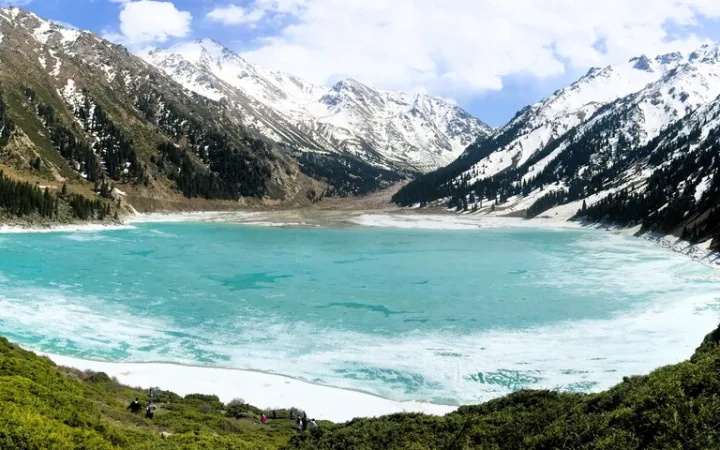 ã«ã¶ãã¹ã¿ã³ 芳å
ããã°ã»ã¢ã«ããã£æ¹