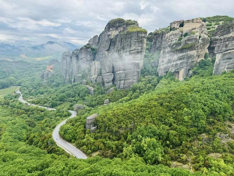 メテオラ ギリシャの観光 天空 修道院