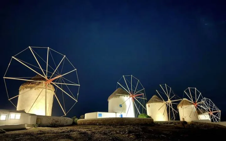 ミコノス島 観光 ギリシャ エーゲ海 カトミリの風車