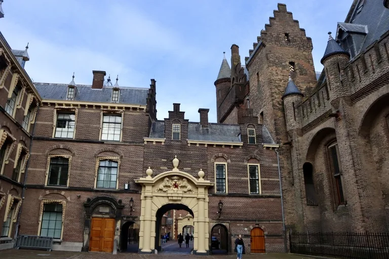 ハーグ観光 ビネンホフ オランダ旅行