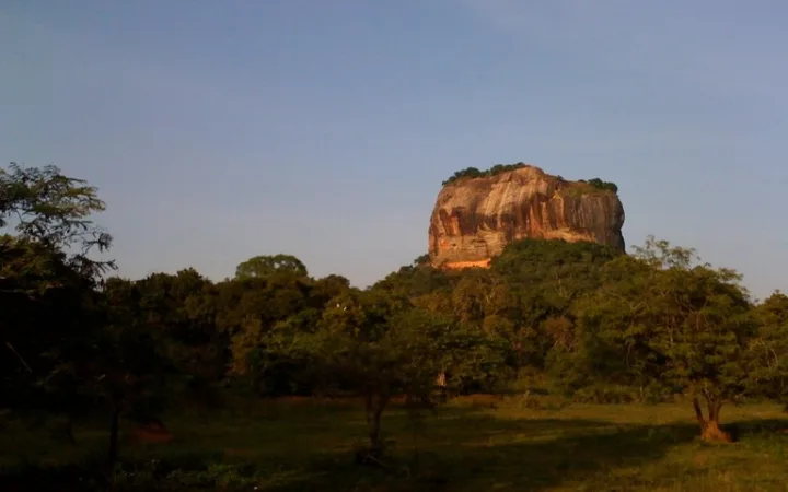 スリランカ 観光 シギリア 世界遺産