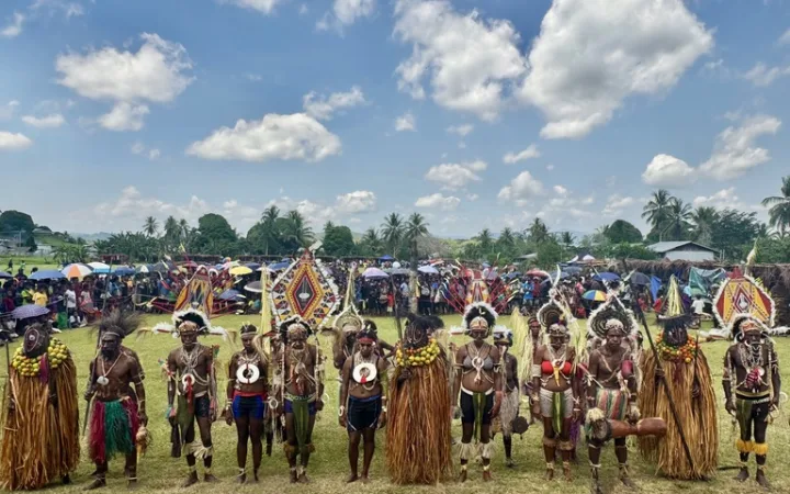 crocodile-festival sepik-river パプアニューギニア 観光 ambunti