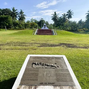 パプアニューギニア Wewak 観光 第二次世界大戦 戦跡 Cape Wom-War-Memorial