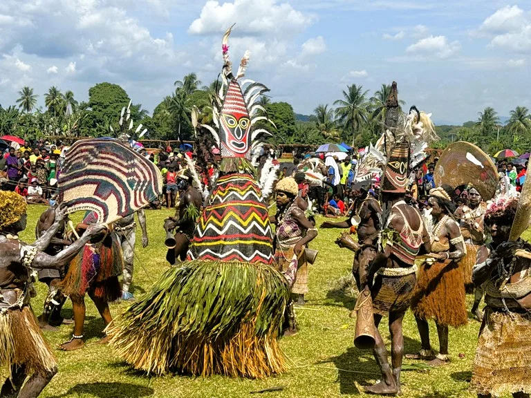 Sepik-River Crocodile-Festival パプアニューギニア Wewak 観光