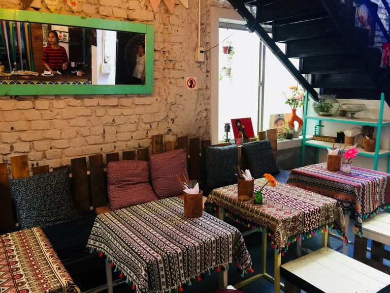 ベトナム、フエにあるカフェレストランNOOK