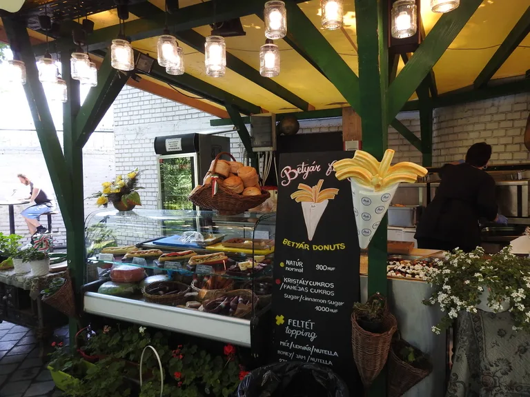 ンガリーのブダペストにあるマーケット