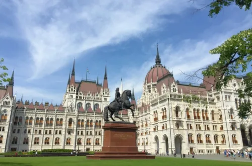 ハンガリーの首都ブダペストにある国会議事堂(Hungarian Parliament Building)