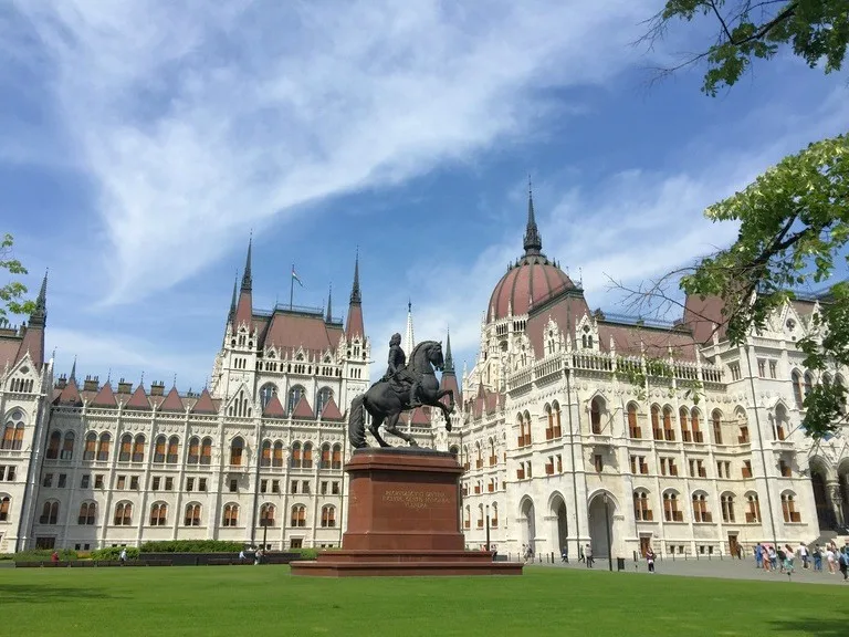 ハンガリーの首都ブダペストにある国会議事堂(Hungarian Parliament Building)