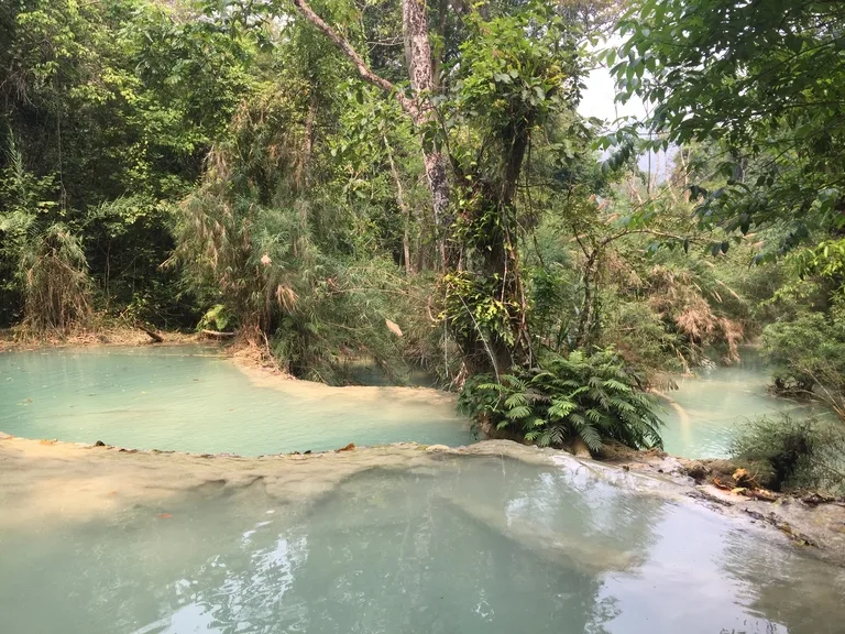 クアンシーの滝（Kuang Si Waterfall）