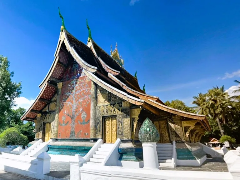ルアンパバーンのワット・シェントン外観