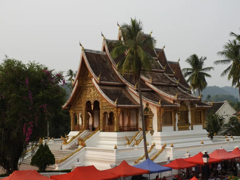 ルアンパバーン国立博物館(Luang Prabang National Museum)の外観